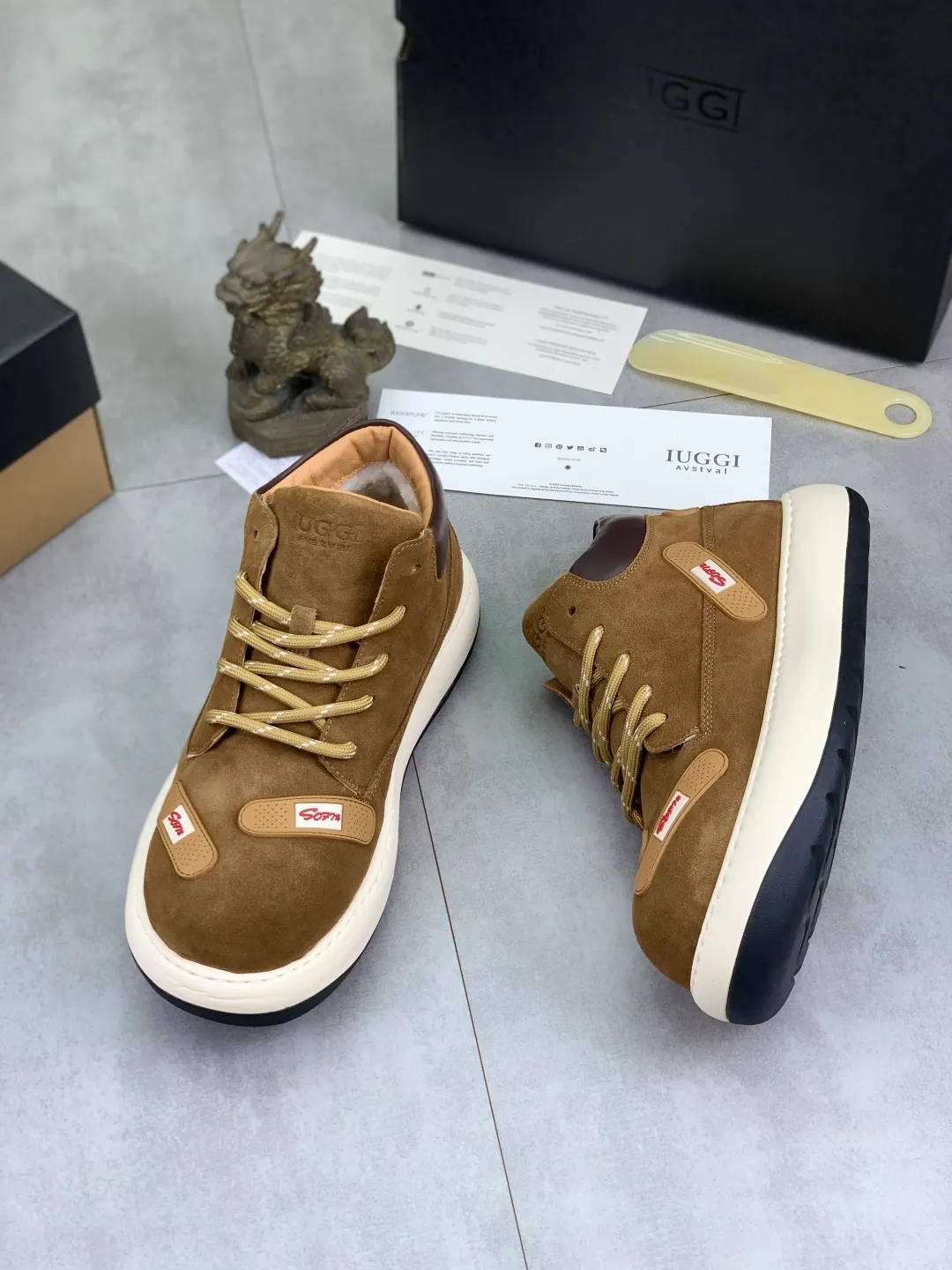 Men's men's shoes 💰P660 New arrival 🆕🆕🆕 IUGGI winter 🎄Q version ugly band-aid rhubarb boots men's trendy brand matte leather Martin boots high-top thick-soled big-toe shoes original designer cock-toe boots winter new retro men's shoes trendy and fashionable thick-soled bread shoes non-slip and wear-resistant Size: 39-44